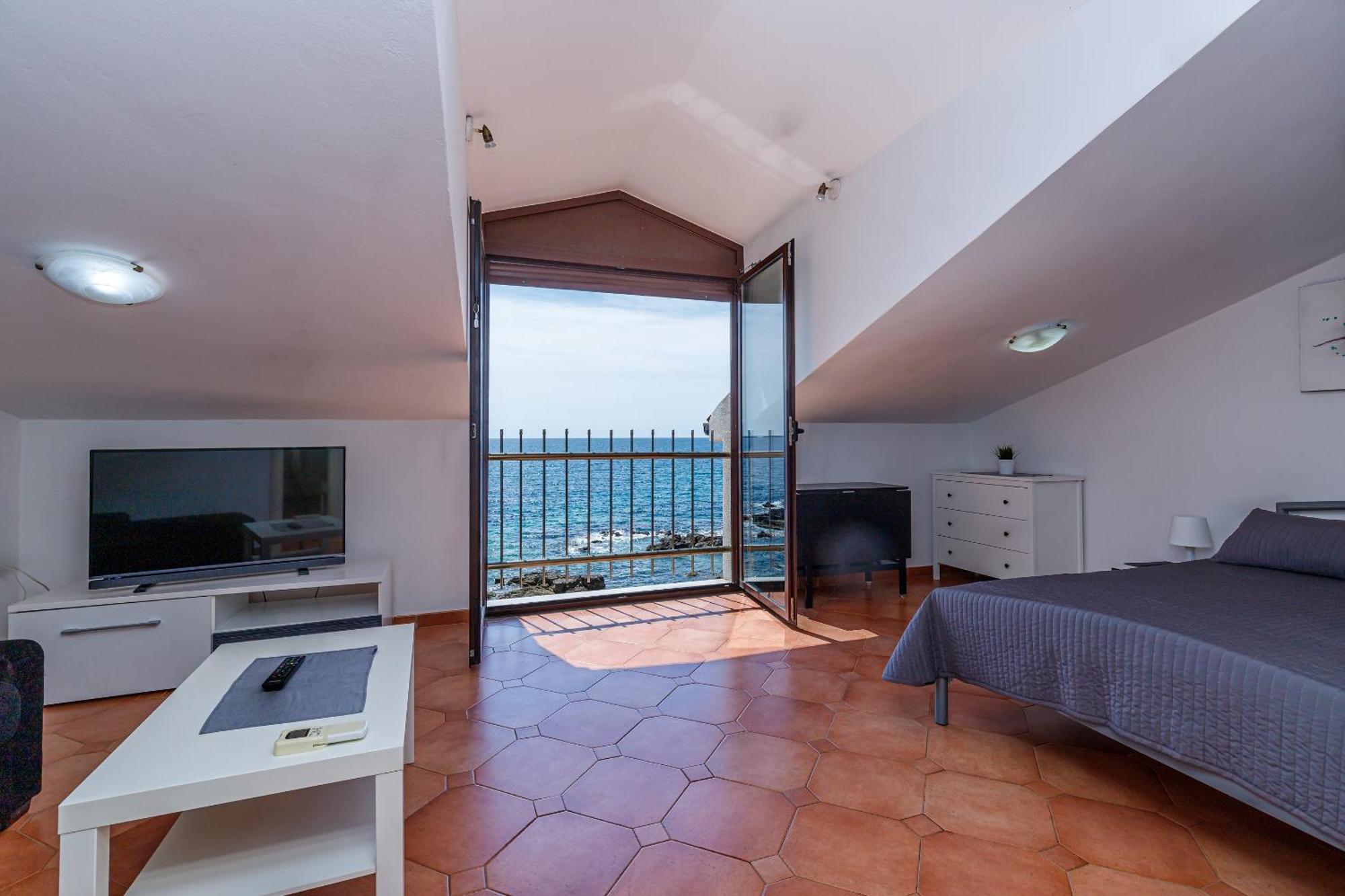 Cuvi Beach Apartments Rovinj Room photo