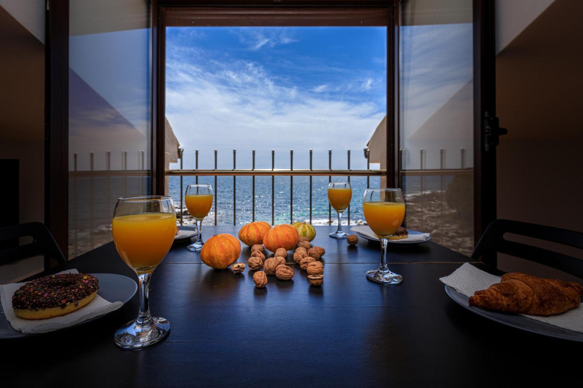 Cuvi Beach Apartments Rovinj Room photo