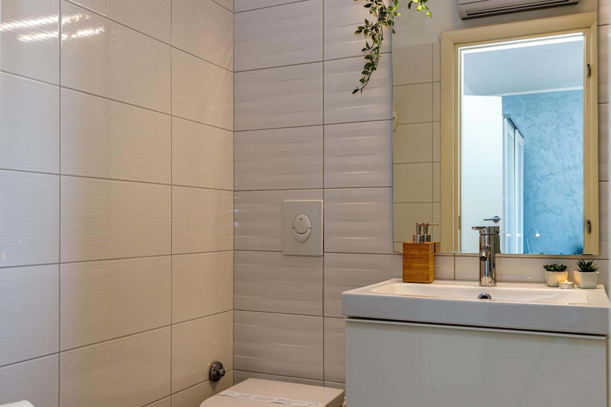 Cuvi Beach Apartments Rovinj Room photo