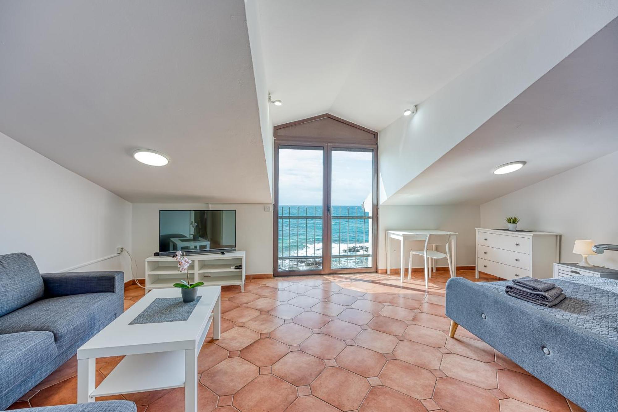Cuvi Beach Apartments Rovinj Exterior photo